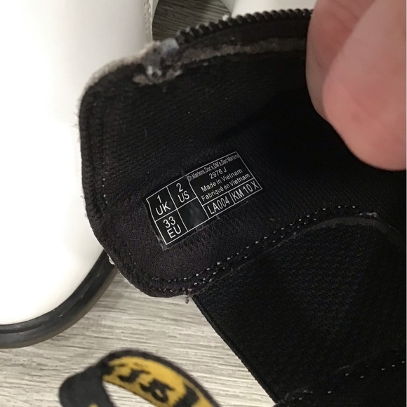 Dr. Martens Romario Chelsea Boots White Black Style 2976 J Little Girls Size 2 - Picture 8 of 8